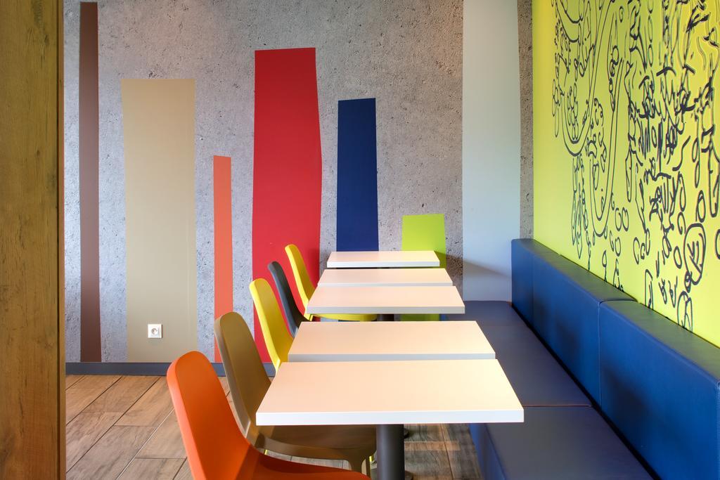 Ibis Budget Montceau Les Mines Exterior photo