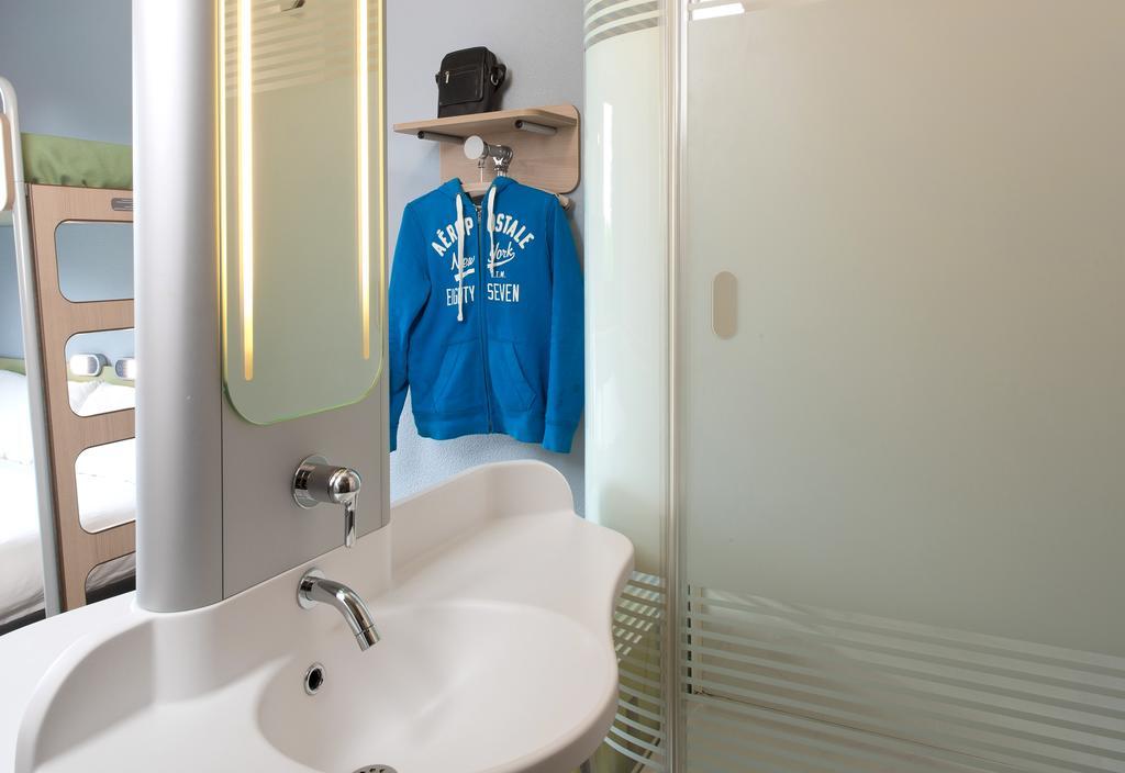 Ibis Budget Montceau Les Mines Exterior photo
